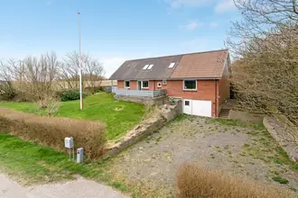 Villa på Houlindvej 50, Hove, 7620 Lemvig