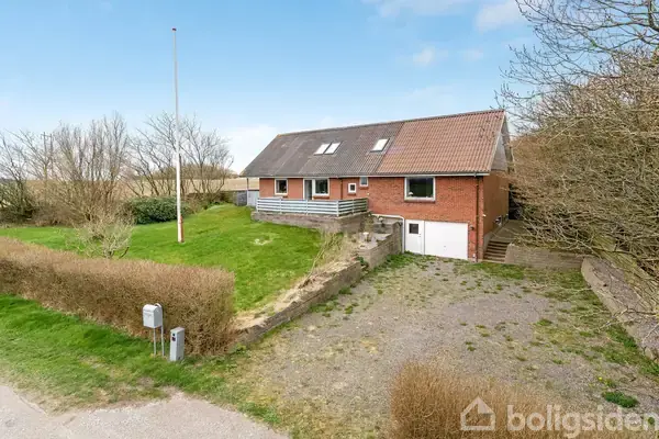 Villa på Houlindvej 50, 7620 Lemvig