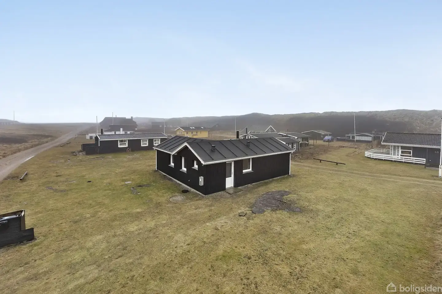 Attraktivt beliggende fritidshus tæt på Vesterhavet