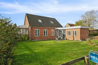 Villa på Lendemark Hovedgade 19, 4780 Stege