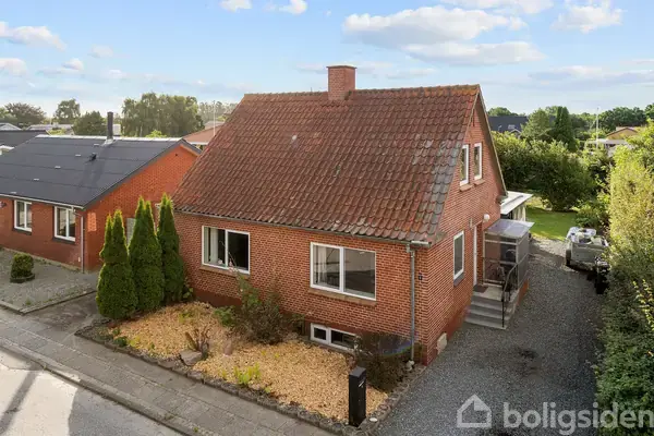Villa på Grantoften 8, 7490 Aulum