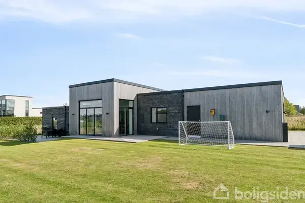 Villa på Høje Støvring 214, 9530 Støvring