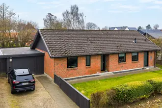 Villa på Lindevej 2, 6051 Almind