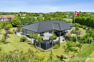 Villa på Vesterballevej 8, 5700 Svendborg