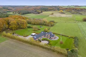 Villa på Tradsvejen 36, Ravnkilde, 9610 Nørager