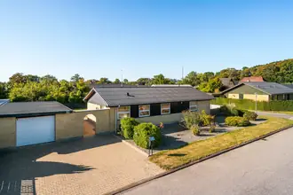 Villa på Skipper Clements Vej 10, Skovsgård, 9460 Brovst