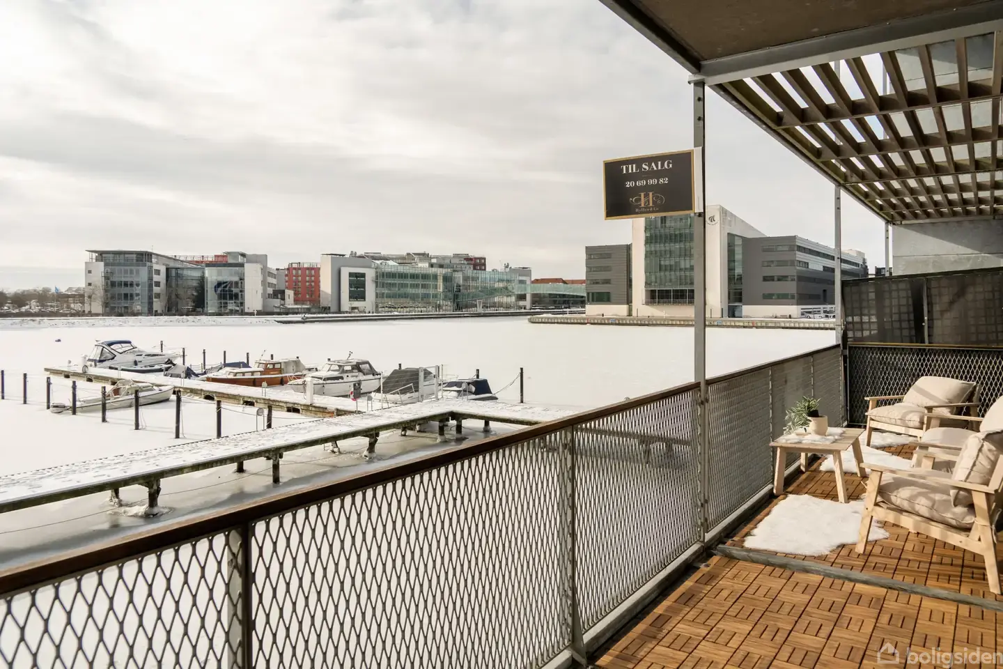 Sydvestvendt altan og udsigt, der tager pusten fra dig