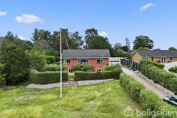 Villa på Kirkebakken 33, 3390 Hundested