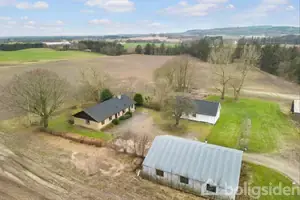 Villa på Kalmargårdsvej 3, 9330 Dronninglund