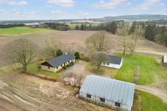 Villa på Kalmargårdsvej 3, Agersted, 9330 Dronninglund