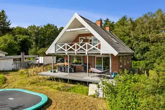 Villa på Læstenvej 14, Rejstrup, 8990 Fårup