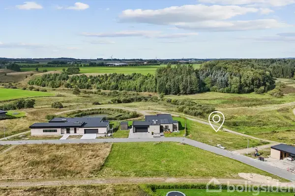 Helårsgrund på Høje Støvring 222, 9530 Støvring