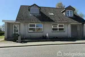 Villa på Vandmøllevej 1, 8723 Løsning