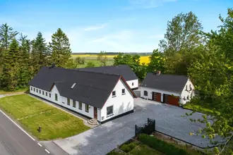 Landejendom på Voergårdsvej 27, 9330 Dronninglund