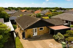 Villa på Skovly Alle 20, 6715 Esbjerg N
