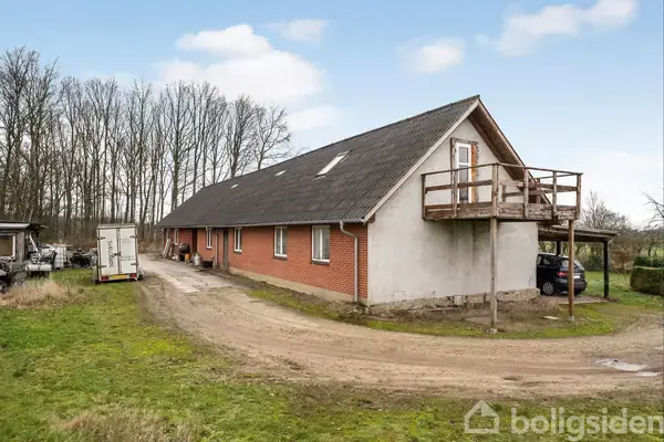 Landejendom på Duelundvej 17, 8620 Kjellerup