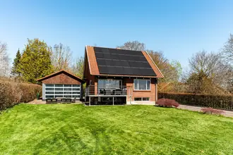 Villa på Viborgvej 876, Lading, 8471 Sabro