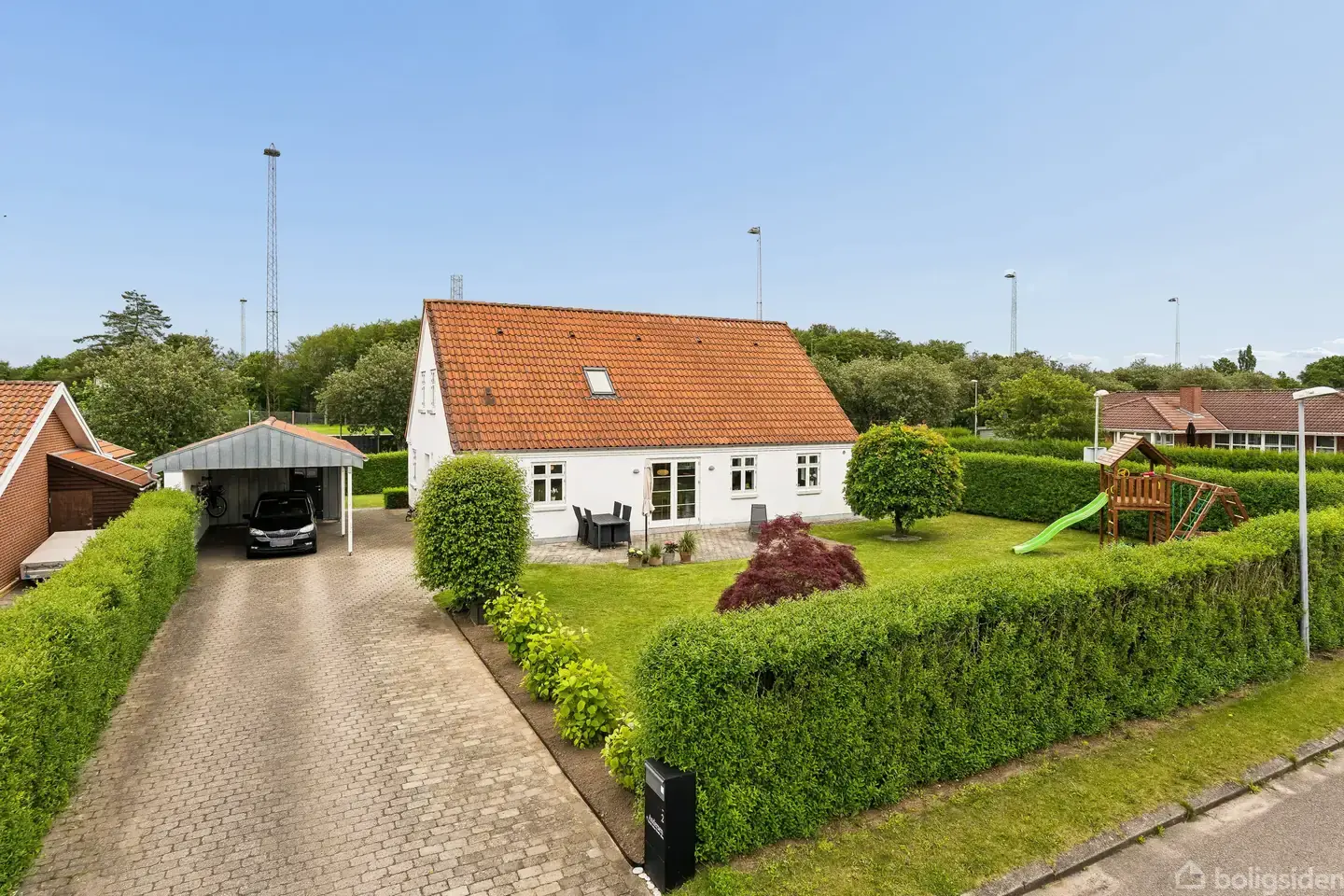 Charmerende villa i 2 plan med god planløsning og super attraktiv beliggenhed