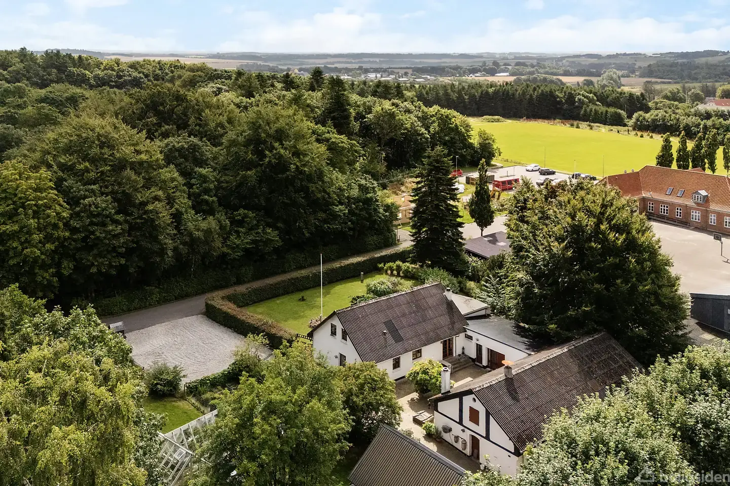 Landejendom på Skolevænget 5, 9600 Aars