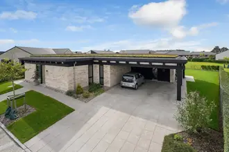 Villa på Bronzevej 102, Bellinge, 5250 Odense SV