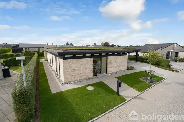 Villa på Bronzevej 102, 5250 Odense SV