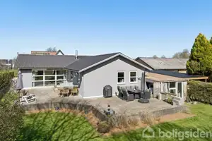 Villa på Grønnevænget 13, 8765 Klovborg