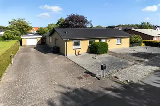 Villa på Vinkelvej 9, Flauenskjold, 9330 Dronninglund