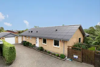 Villa på Junkerens Vej 9, 9240 Nibe
