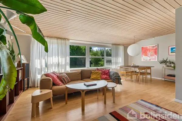 Villa på Parallelvej 75, 2650 Hvidovre