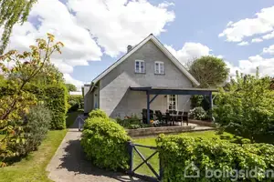 Villa på Store Lyngbyvej 15, 3320 Skævinge
