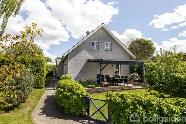 Villa på Store Lyngbyvej 15, 3320 Skævinge