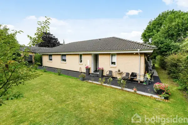 Villa på Tåregårdsvej 2, 2750 Ballerup