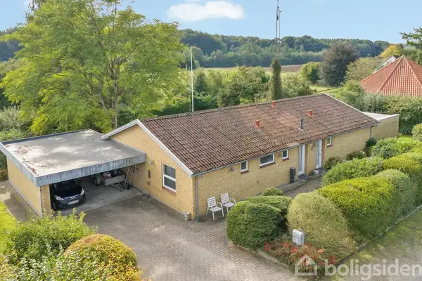 Villa på Skovvej 17, 5672 Broby