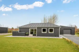 Fritidshus på Solbærvej 6, Vostrup, 6880 Tarm