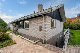 Villa på Rugvænget 2, 4330 Hvalsø