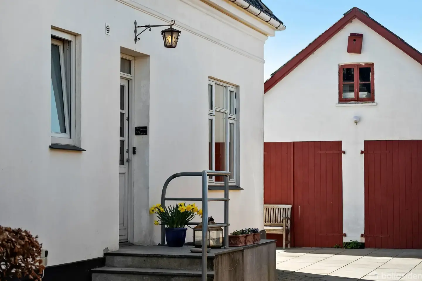 Smuk patriciervilla med sjæl, historie og skøn beliggenhed