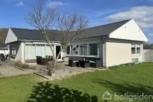Villa på Fruenshave 17, 8732 Hovedgård