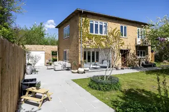 Villa på Byledet 4, 2820 Gentofte