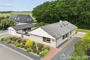 Villa på Tokevej 14, 9260 Gistrup