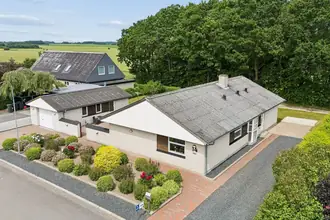 Villa på Tokevej 14, 9260 Gistrup