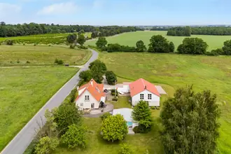 Landejendom på Aggersvoldvej 8, 4450 Jyderup