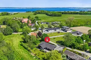 Villa på Øster Bisholtvej 9D, 7130 Juelsminde