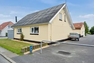 Villa på Mejlbyvej 103, Mejlby, 9610 Nørager