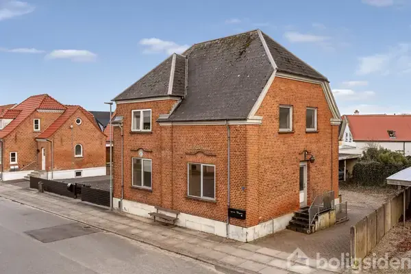 Villa på Banegårdsvej 57, st., 7200 Grindsted