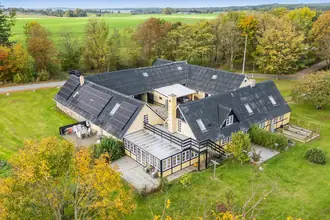 Villa på Hvidemosevej 21, Nr Hyllinge, 4070 Kirke Hyllinge