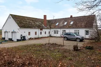 Landejendom på Hærvejen 121, 7300 Jelling