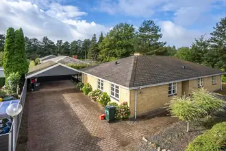 Villa på Landø 21, 5683 Haarby