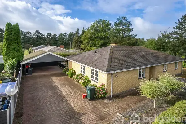 Villa på Landø 21, 5683 Haarby