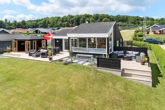 Fritidshus på Hvedemarken 42, Grønninghoved, 6093 Sjølund