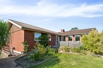 Villa på Venusvej 1, Søften, 8382 Hinnerup